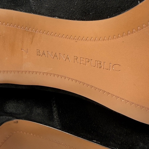 Banana Republic Black Suede Slouch Heeled Boots Pointed Toe Size 7 - Picture 6 of 6